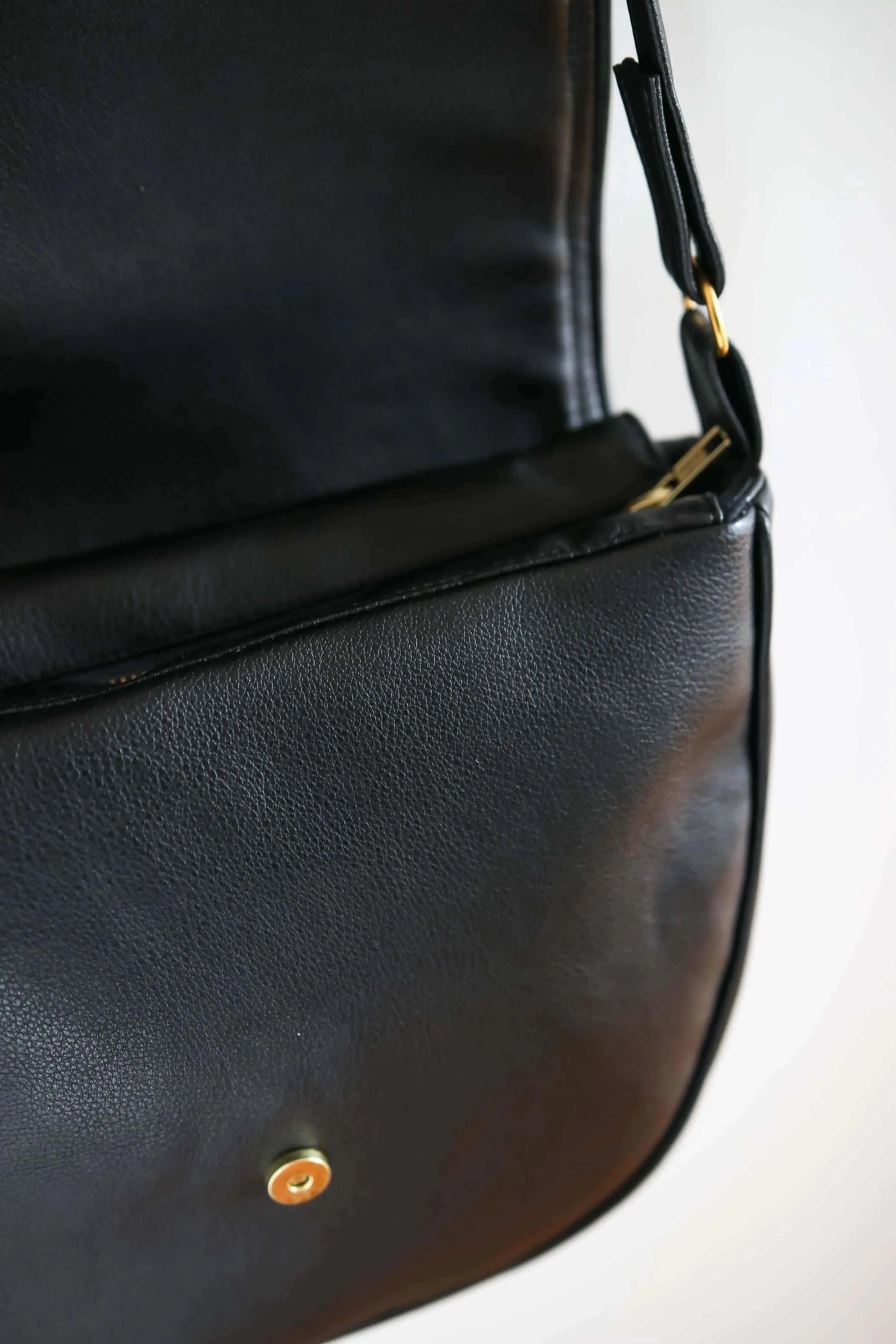 Alia - Cactus Leather Saddle Vegan Bag