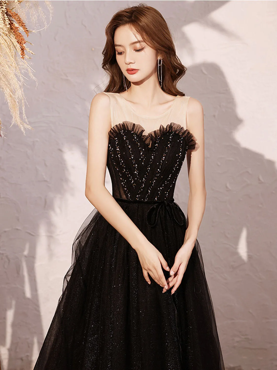 Black sweetheart neck tulle sequin beads long prom dress