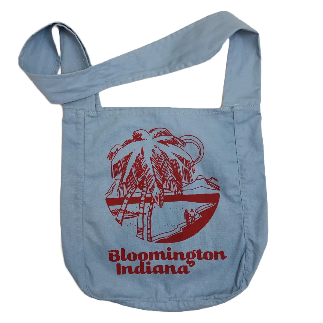 Bloomington Beach Tote - Baby Blue