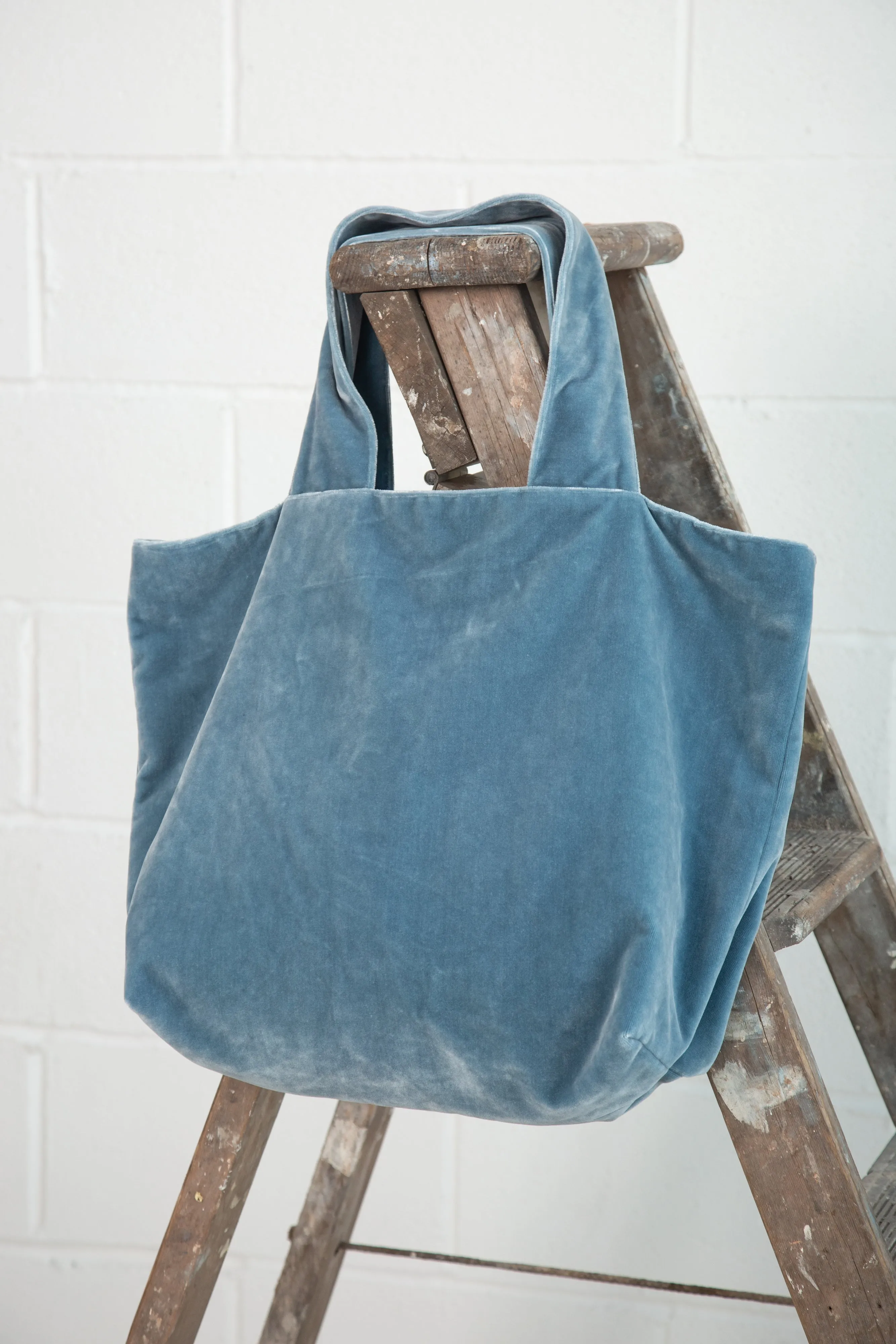 Port Bag in Pale Blue Velvet