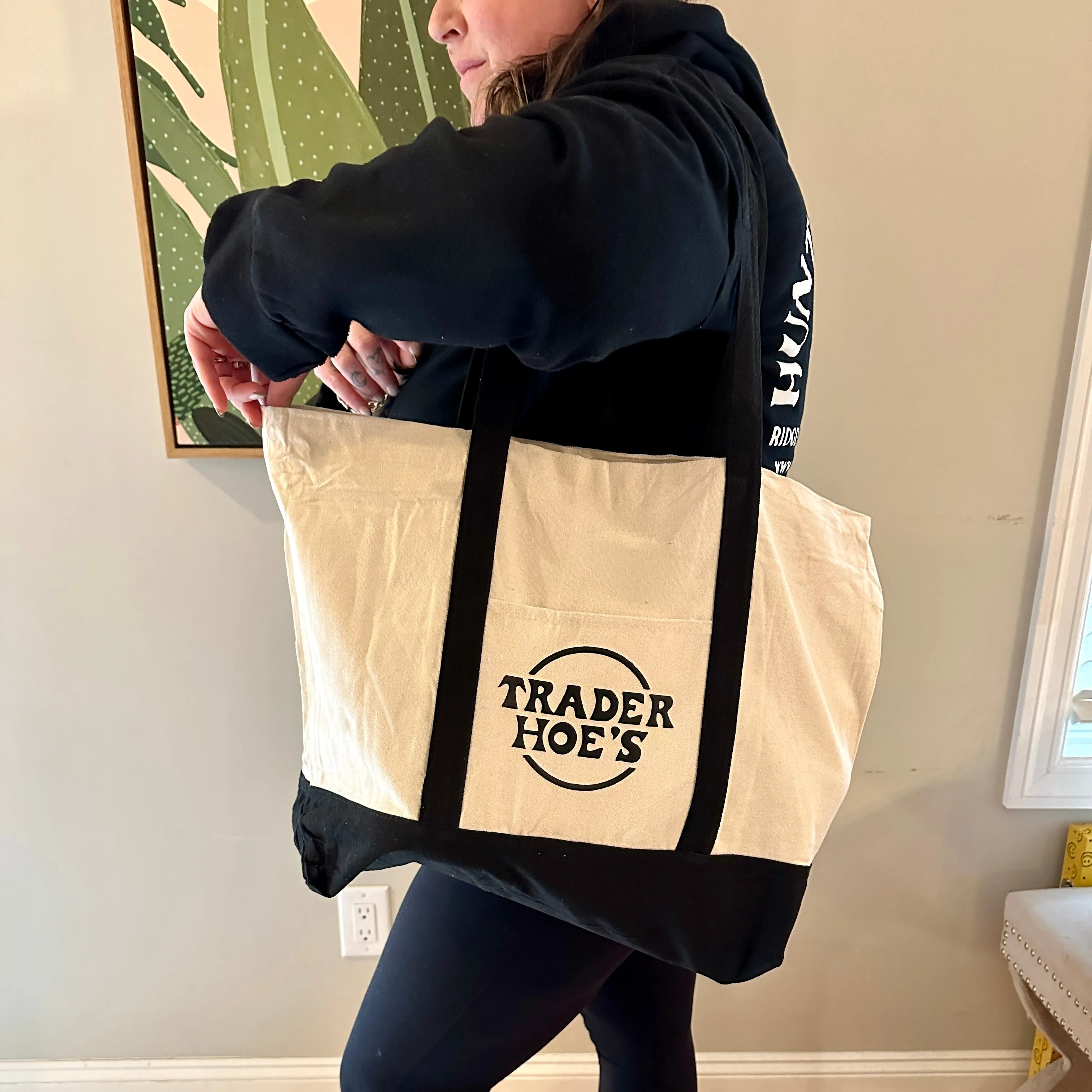 Trader Hoe’s Large Tote Bag - Ivory